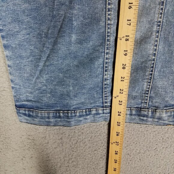 NEW Avenue Jean Jacket Women's 26/ 28 Blue Embroidered Sequin Denim Button Up - Picture 9 of 13